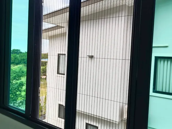 ผลงานการติดตั้งผ้าม่าน ฉากกั้นแอร์ สุมาลีผ้าม่าน - 2