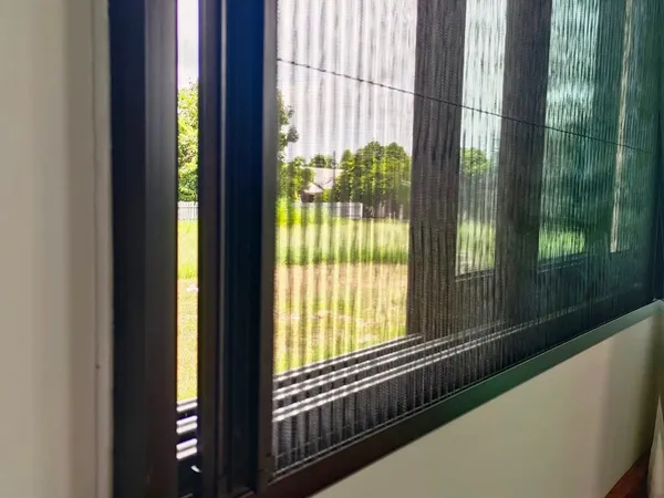 ผลงานการติดตั้งผ้าม่าน ฉากกั้นแอร์ สุมาลีผ้าม่าน - 3