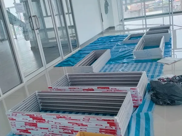 ผลงานการติดตั้งผ้าม่าน ฉากกั้นแอร์ สุมาลีผ้าม่าน - 11