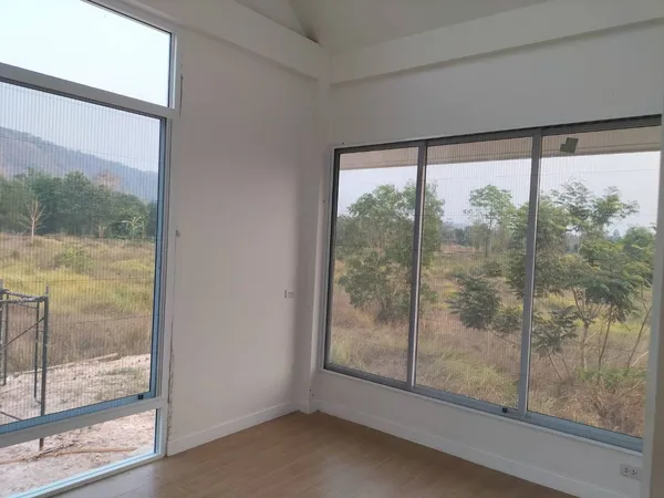 ผลงานการติดตั้งผ้าม่าน ฉากกั้นแอร์ สุมาลีผ้าม่าน - 17