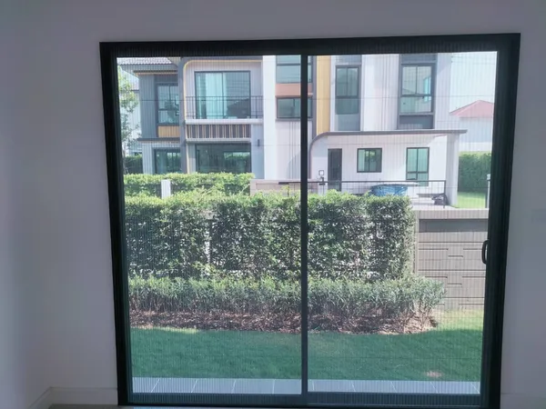 ผลงานการติดตั้งผ้าม่าน ฉากกั้นแอร์ สุมาลีผ้าม่าน - 23